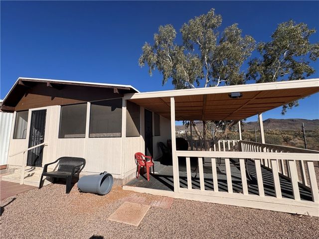 4144 W Abrigo Drive, Golden Valley, AZ 86413