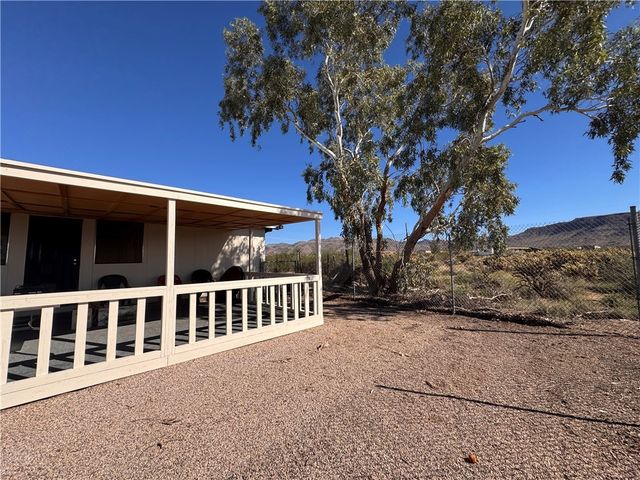4144 W Abrigo Drive, Golden Valley, AZ 86413