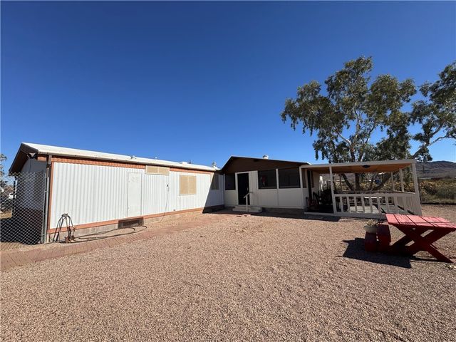 4144 W Abrigo Drive, Golden Valley, AZ 86413