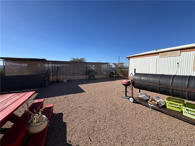4144 W Abrigo Drive, Golden Valley, AZ 86413