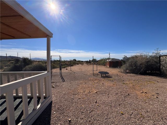 4144 W Abrigo Drive, Golden Valley, AZ 86413