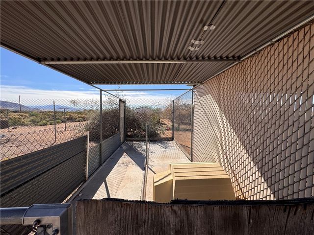 4144 W Abrigo Drive, Golden Valley, AZ 86413