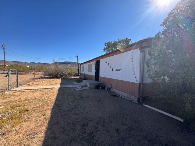 4144 W Abrigo Drive, Golden Valley, AZ 86413