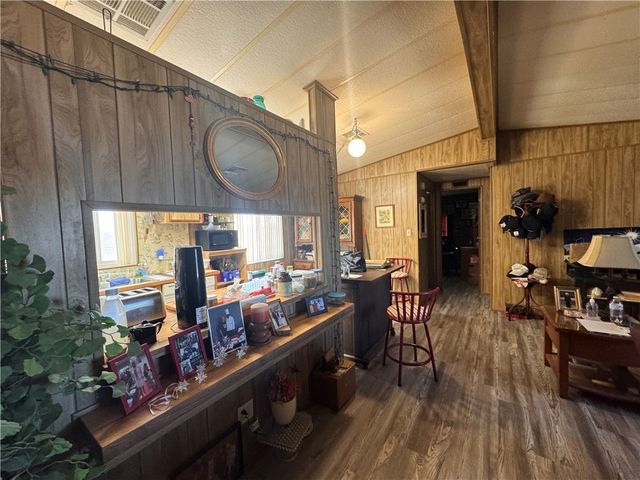 4144 W Abrigo Drive, Golden Valley, AZ 86413