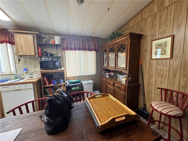 4144 W Abrigo Drive, Golden Valley, AZ 86413