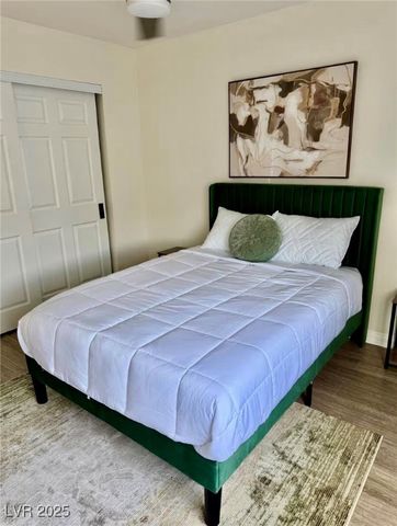 544 Oakbrook Lane, Las Vegas, NV 89169