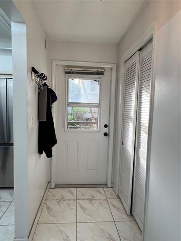 2601 NE 14th Street Cswy 222, Pompano Beach, FL 33062