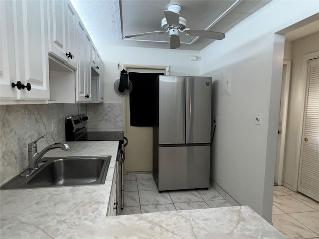 2601 NE 14th Street Cswy 222, Pompano Beach, FL 33062