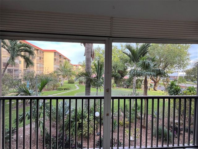 2601 NE 14th Street Cswy 222, Pompano Beach, FL 33062