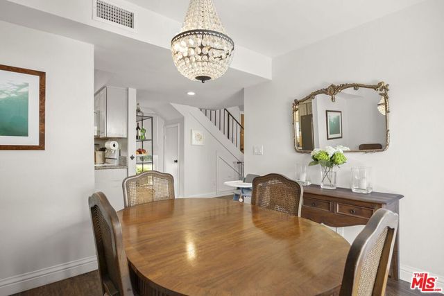 27462 Country Glen Road, Agoura Hills, CA 91301