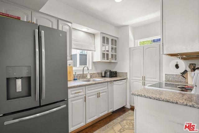 27462 Country Glen Road, Agoura Hills, CA 91301