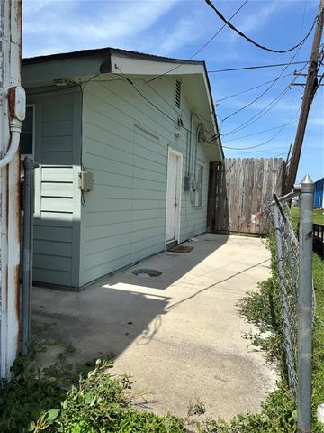 528 Kentucky Street, Houston, TX 77587
