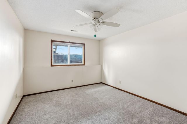 406 Whispering Lane, Hastings, MN 55033