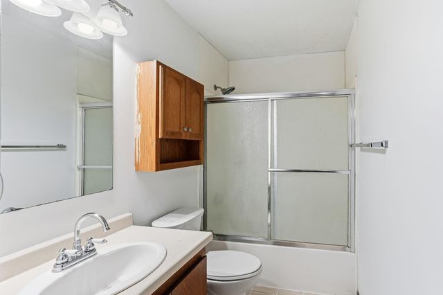 406 Whispering Lane, Hastings, MN 55033