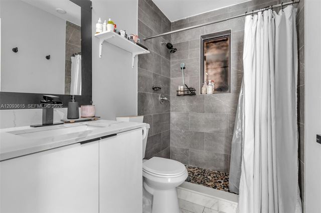 15100 NE 14th Court 15100, North Miami Beach, FL 33162