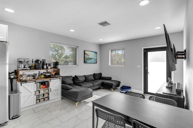 15100 NE 14th Court 15100, North Miami Beach, FL 33162