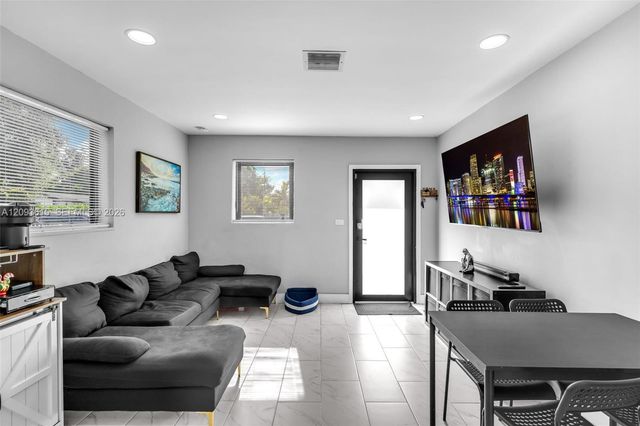15100 NE 14th Court 15100, North Miami Beach, FL 33162
