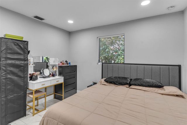 15100 NE 14th Court 15100, North Miami Beach, FL 33162