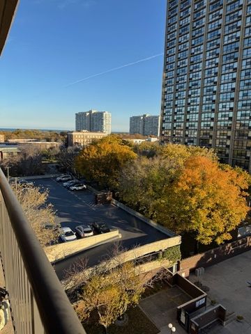 2605 S Indiana Avenue 708, Chicago, IL 60616