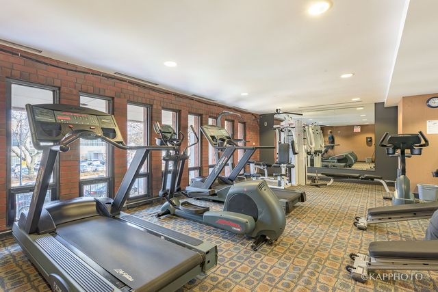 2605 S Indiana Avenue 708, Chicago, IL 60616