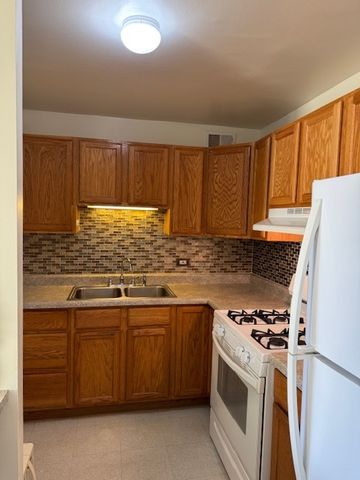 2605 S Indiana Avenue 708, Chicago, IL 60616