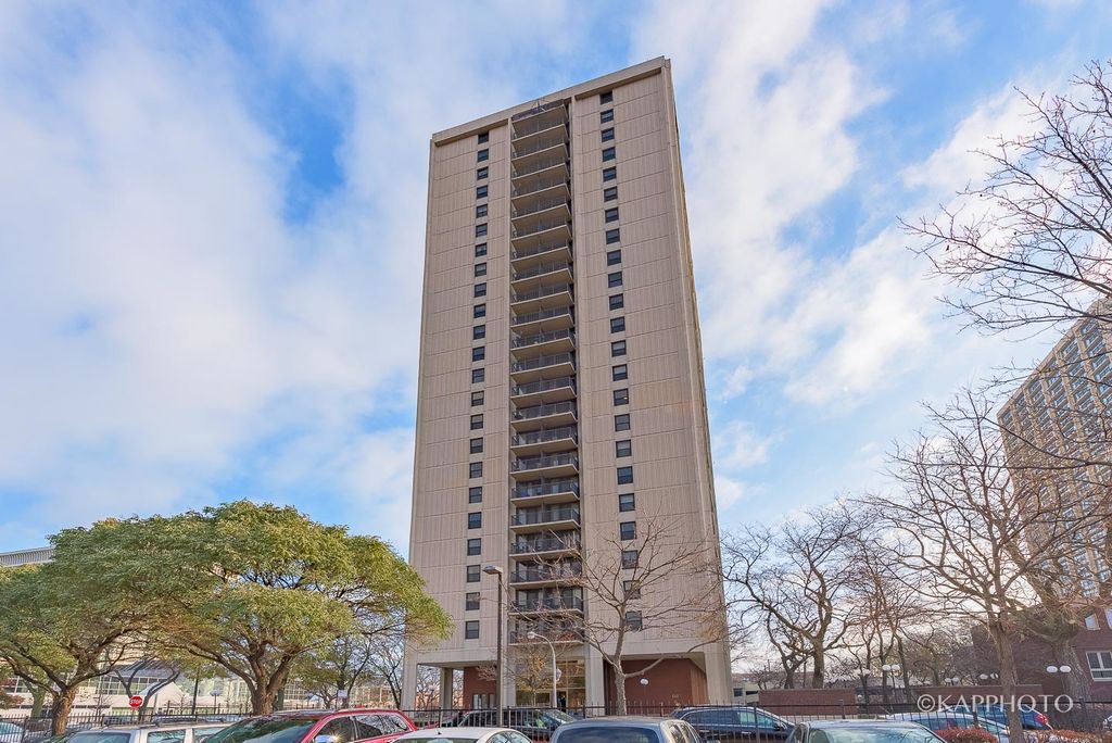 2605 S Indiana Avenue 708, Chicago, IL 60616