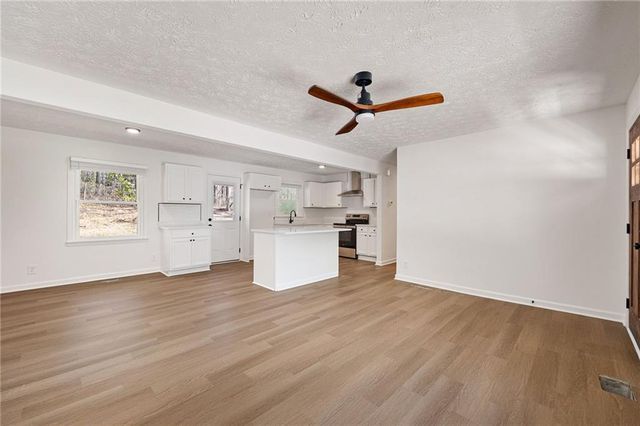 67 Kilkelly Court, Dallas, GA 30132