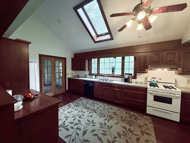 121 Kings Highway, Westhampton, MA 01027