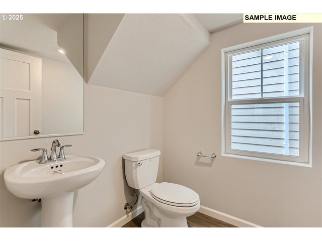 7386 Se Madrone St, Hillsboro, OR 97123