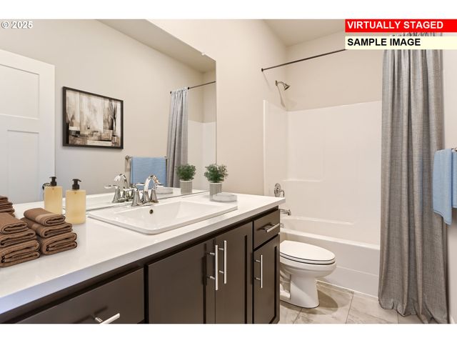 7386 Se Madrone St, Hillsboro, OR 97123