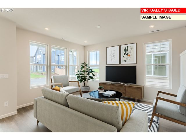 7386 Se Madrone St, Hillsboro, OR 97123