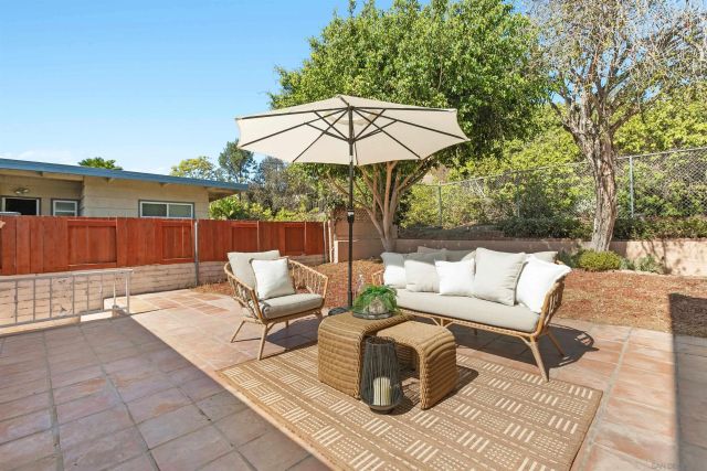 5421 Linda Rosa, La Jolla, CA 92037