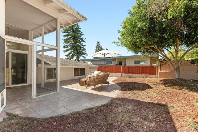 5421 Linda Rosa, La Jolla, CA 92037