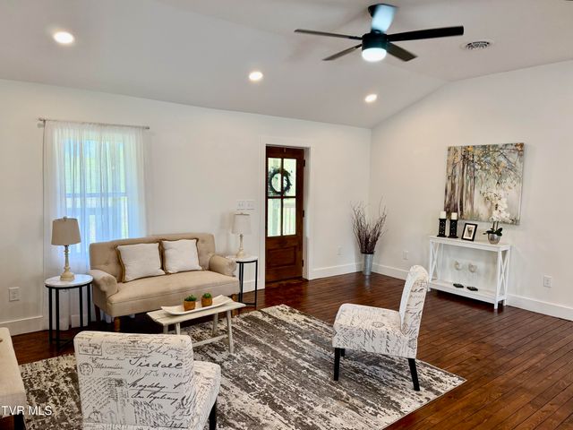 509 Island Road, Bristol, VA 24201