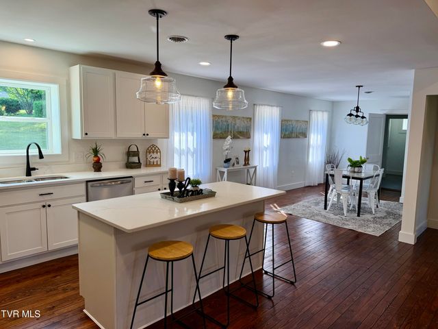 509 Island Road, Bristol, VA 24201