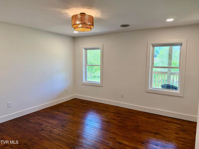 509 Island Road, Bristol, VA 24201
