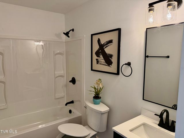 509 Island Road, Bristol, VA 24201
