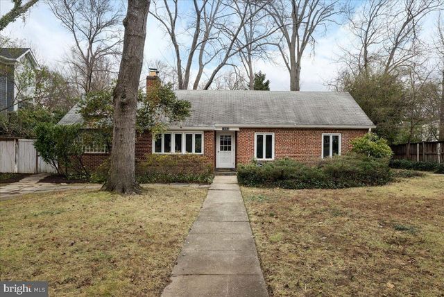 7953 BOLLING DR, Alexandria, VA 22308