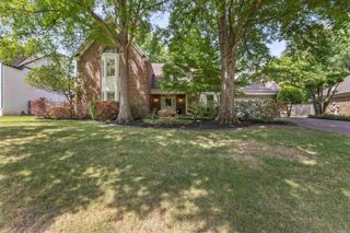 8106 MEADOW GLEN DR, Germantown, TN 38138
