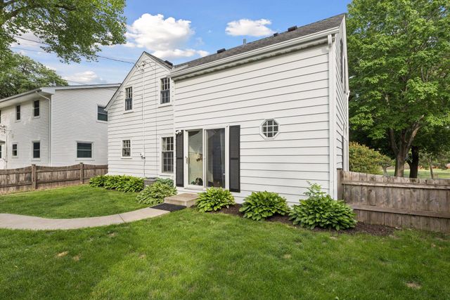 4209 Drew Avenue N, Robbinsdale, MN 55422