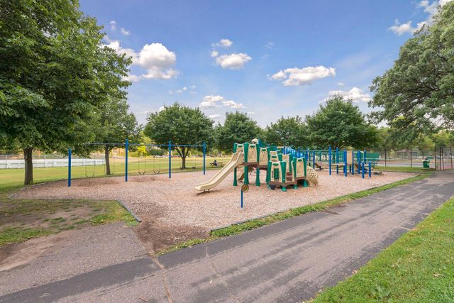 4209 Drew Avenue N, Robbinsdale, MN 55422