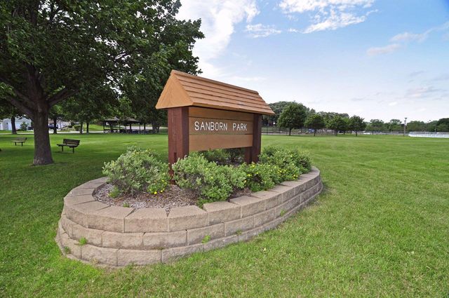 4209 Drew Avenue N, Robbinsdale, MN 55422