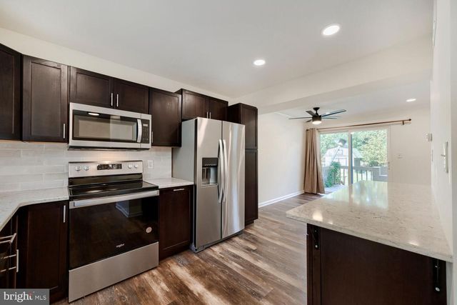 8545 SUMMIT RD, Pasadena, MD 21122