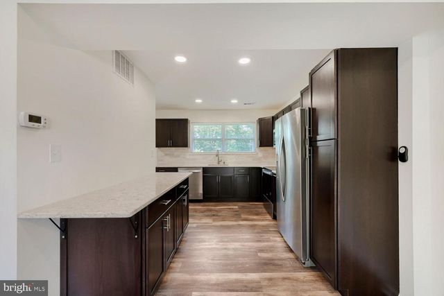 8545 SUMMIT RD, Pasadena, MD 21122