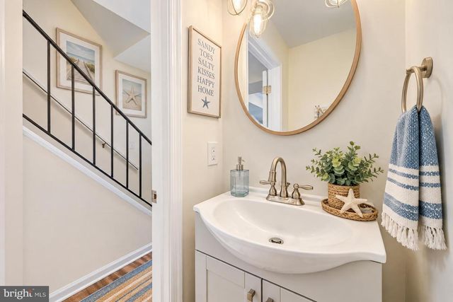 8545 SUMMIT RD, Pasadena, MD 21122