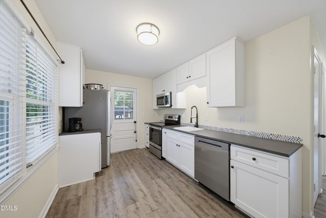 238 E Vance Street, Zebulon, NC 27597