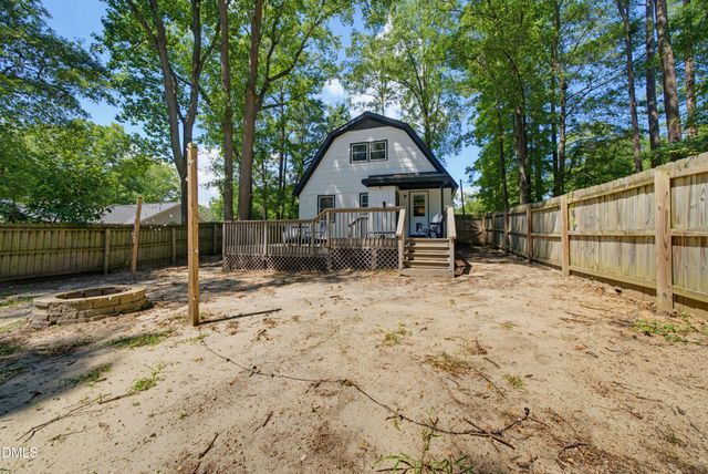 238 E Vance Street, Zebulon, NC 27597