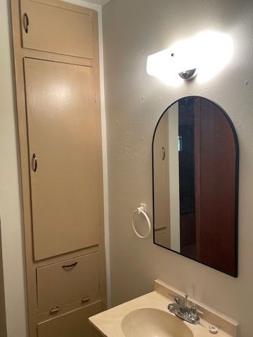 16 Wales Drive, Pottsboro, TX 75076