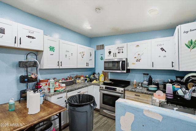 1845 W CHIPMAN Road, Phoenix, AZ 85041