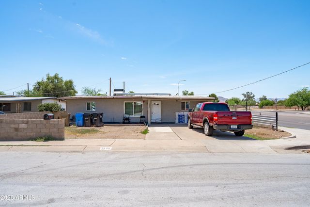 1845 W CHIPMAN Road, Phoenix, AZ 85041